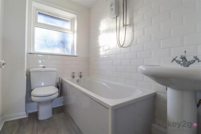 2 bed Town House to rent Image 11