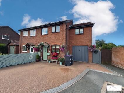 Kent Close, Whitchurch