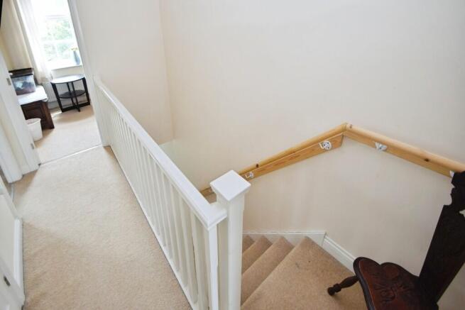 3 bed Terraced for sale Image 12