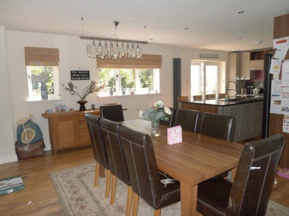 Kitchen/Dining/Famil