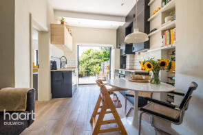 Basement Flat, 45, Belvoir Road, London SE22 0QY