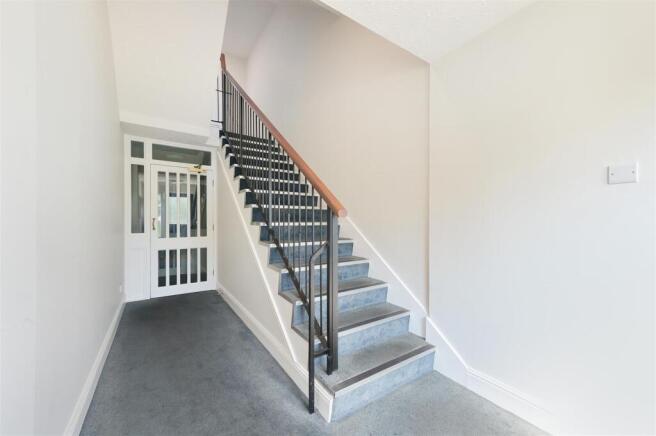BECKETT HOUSE, FLAT 8 (14).jpg