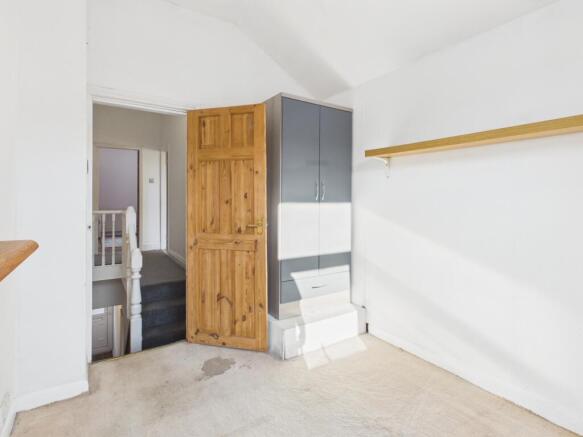 3 bed Terraced for sale Image 11