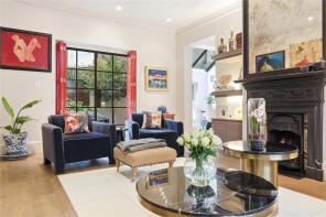 51, Gloucester Crescent, London NW1 7EG