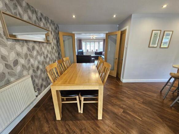 Dining Area into Lounge