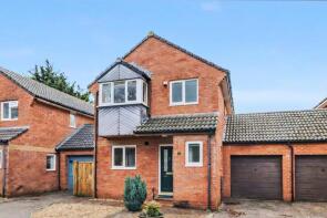 66, Ivydale, Exmouth EX8 4JX