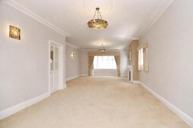 4 bed Detached for sale Image 6