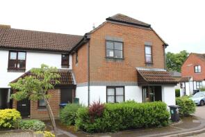 27, Englefield Close, Egham TW20 0SE