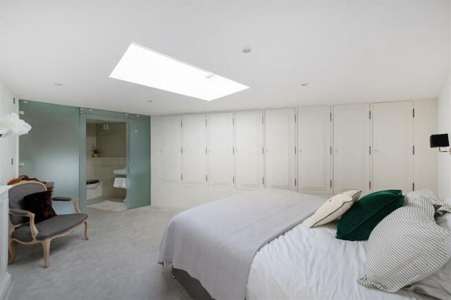 1a Warrington Crescent Hi-22.jpg