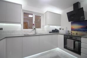 43, Liden Close, London E17 8HQ