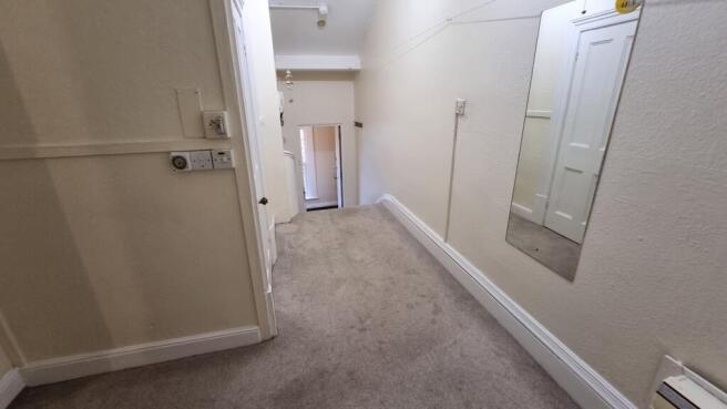1 bed Flat to rent Image 9
