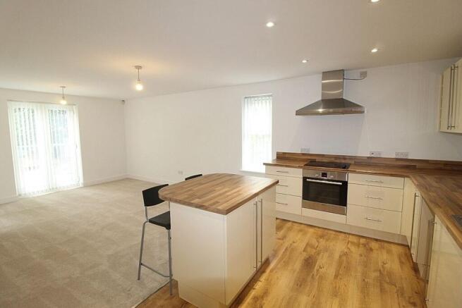 2 bed Apartment for sale Image 5