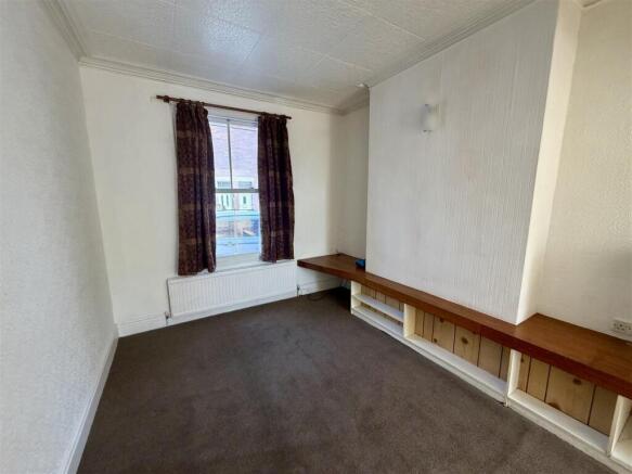 2 bed Terraced for sale Image 6