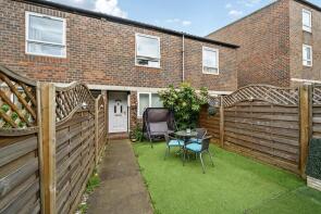 10, Hockett Close, London SE8 3PX