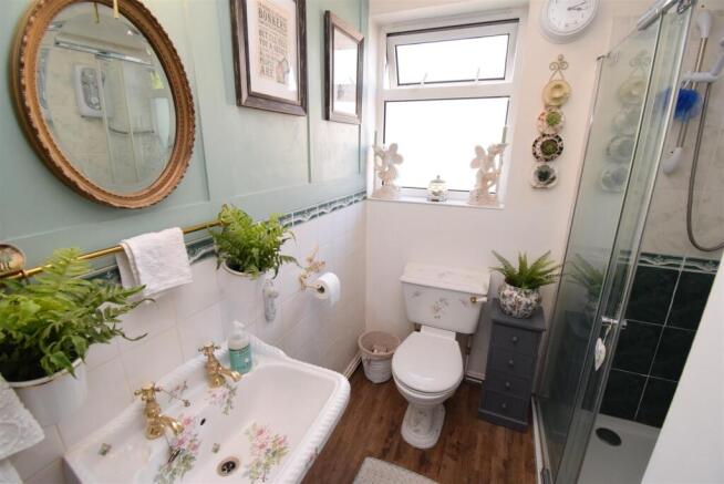 En-Suite Shower Room