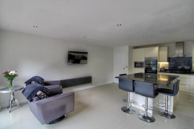 IMG_4851_2_3_Interior 4