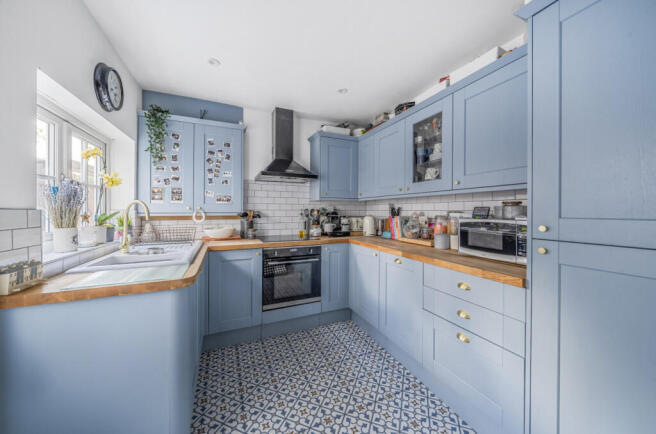 1345940-8-68b1c83...