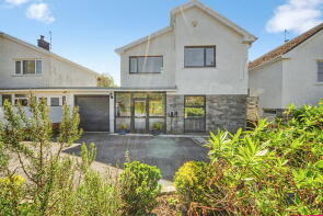 8 Fairhaven, Chapel Road, Three Crosses, Swansea SA4 3PU