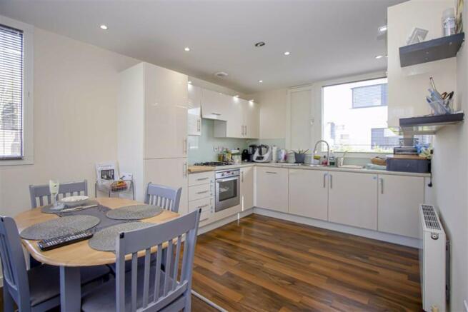 OPEN PLAN LOUNGE KIT DINER