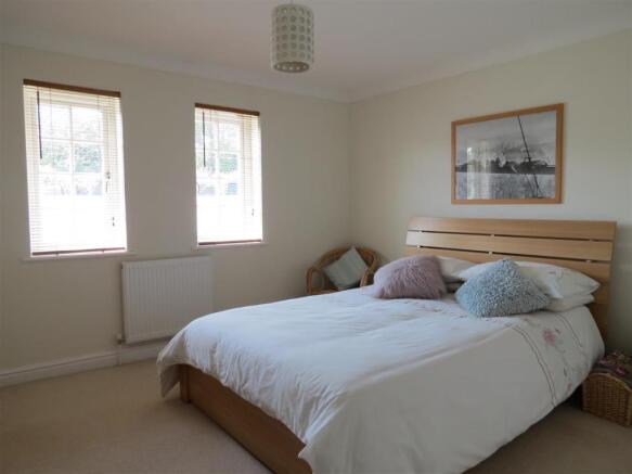 Bedroom: