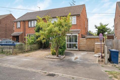 Baldreys, Farnham, Surrey, GU9