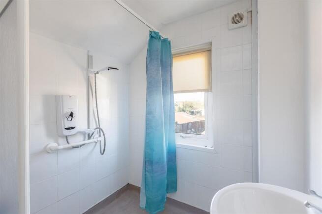 Scarborough Road 59-Shower Room A.jpg
