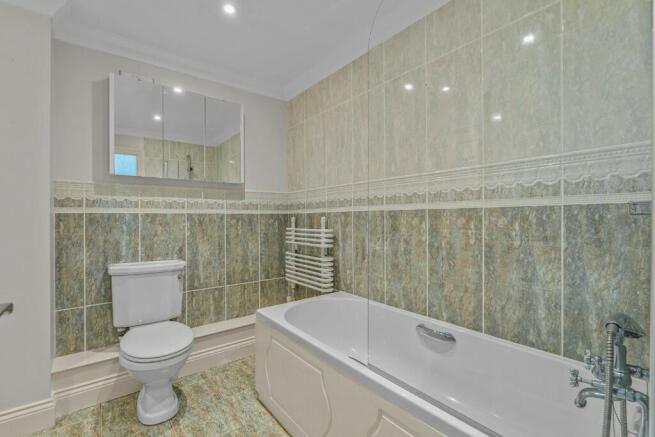 Photo 10