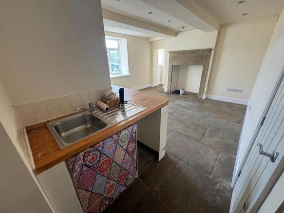 1 bed Apartment to rent Image 8