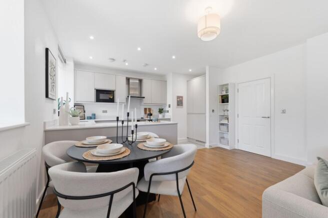 2 bed Flat for sale Image 7