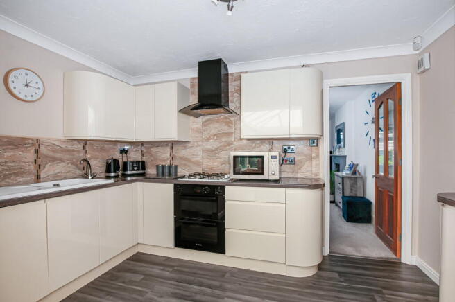 2 bed End of Terrace for sale Image 8