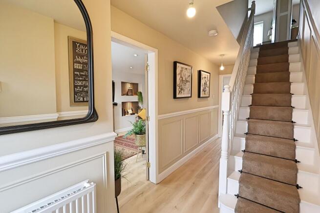 4 bed Detached for sale Image 12