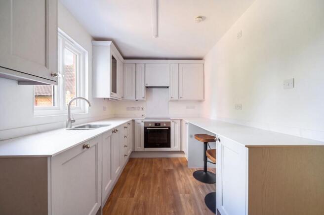Lees Hill, South Warnborough, RG29 photo 4