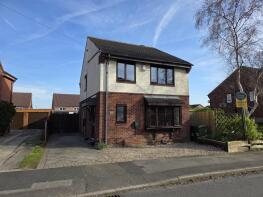 12, Cricketers Approach, Wrenthorpe, Wakefield WF2 0JH