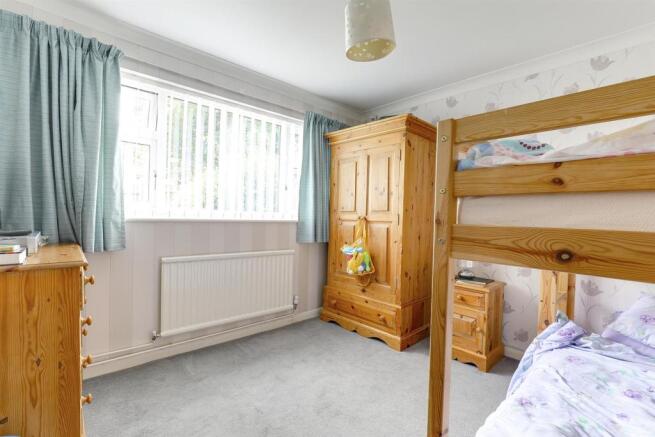Bed 3.jpg