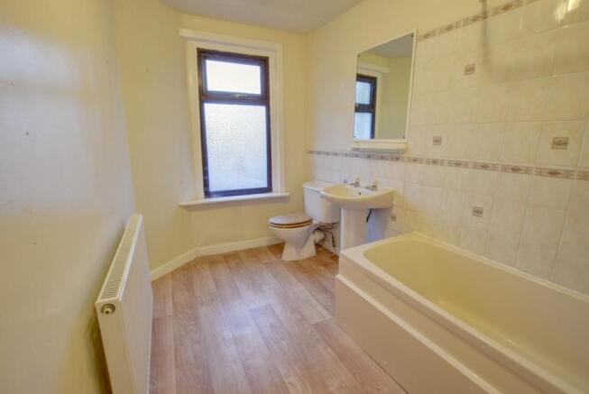 Bathroom.jpg