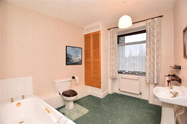4 bed Terraced for sale Image 7