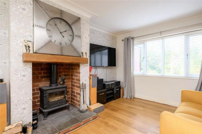 3 bed Semi-Detached for sale Image 9