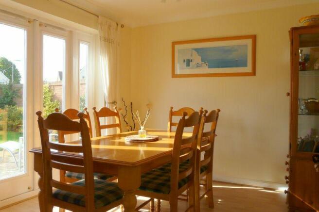 Dining Room: