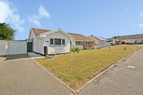 Wheal Golden Drive, Holywell Bay, Newquay, Cornwall, TR8