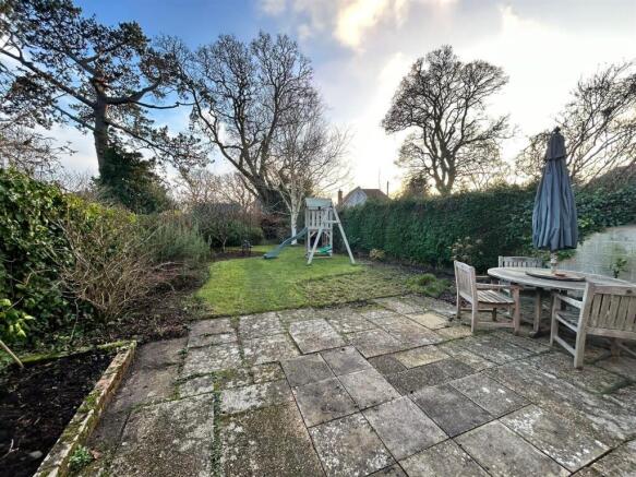 11. Garden.jpg