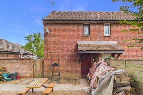 Cleveland Close, Highwoods, Colchester