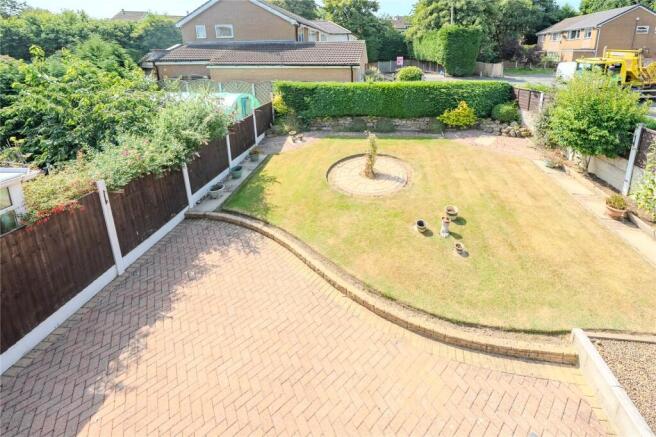 3 bed Semi-Detached for sale Image 9