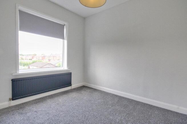 2 bed House to rent Image 9