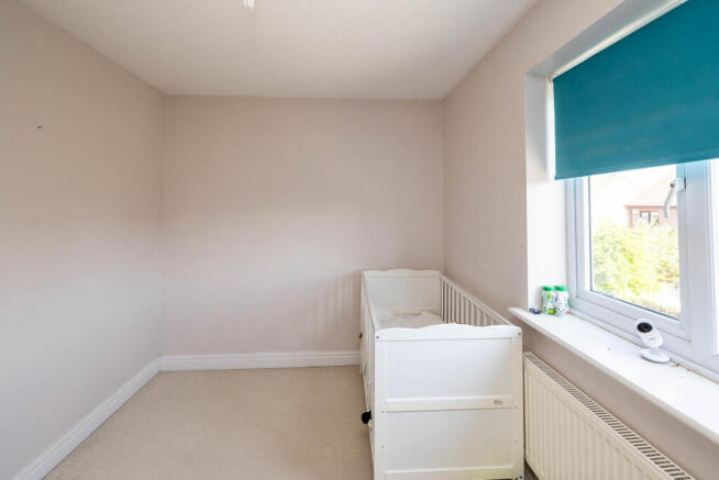 3 bed Semi-Detached for sale Image 8