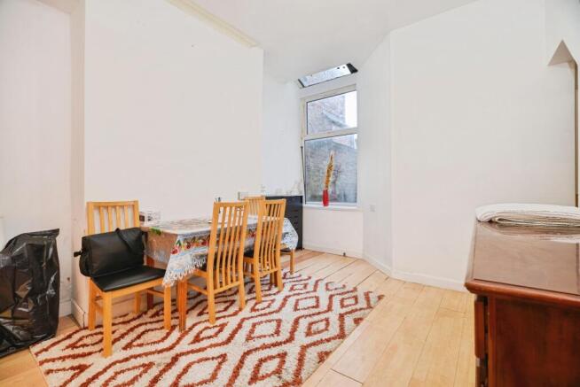 3 bed Terraced for sale Image 5