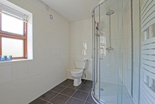 Master Bedroom En...