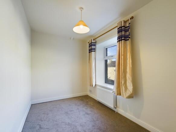 2 bed Terraced to rent Image 8