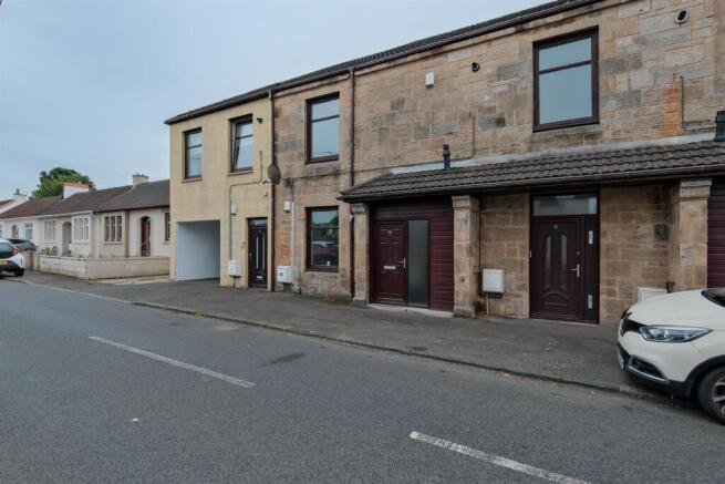 002-4 Croft Road Larkhall ML9 1BH.jpg