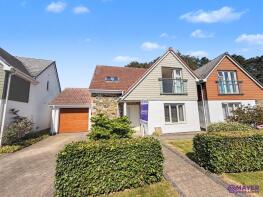 3, Fairway Gardens, Plymouth PL7 5FE