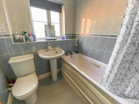 Bathroom.JPG